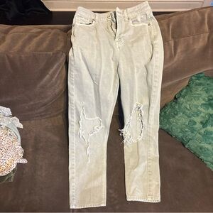American Eagle Outfitters Light Gray Distressed Women Jeans